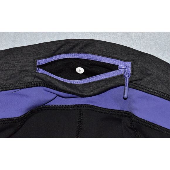 A6 Auth LULULEMON Black Blue Stripes Soulcycle Run Inspire Crop II Pants Size 6 - Picture 5 of 5